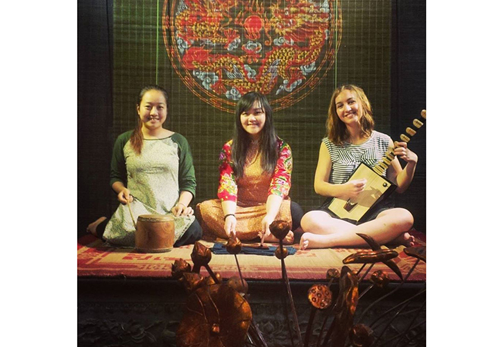 Traditional vietnamese music